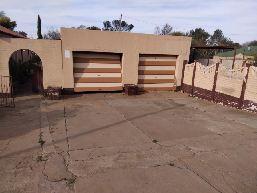 3 Bedroom Property for Sale in Davanna North West